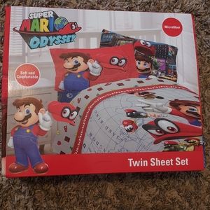 NIB Super Mario Microfiber Twin Sheet Set